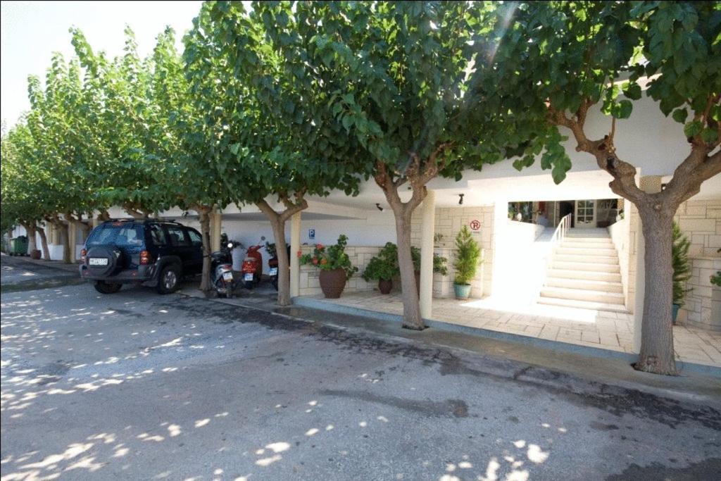 Nikos Hotel Malia Exterior foto